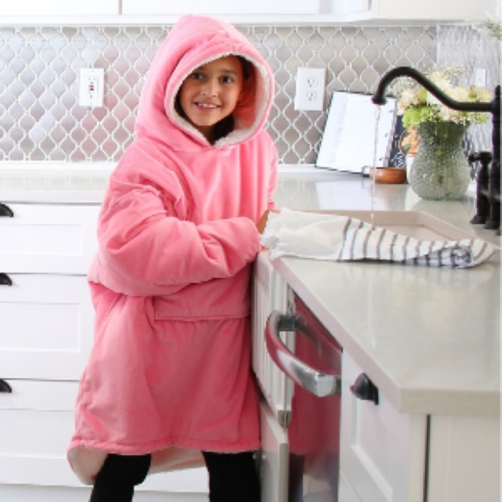 THE COMFY Original JR | The Original Oversized Sherpa Blanket for Kids one size